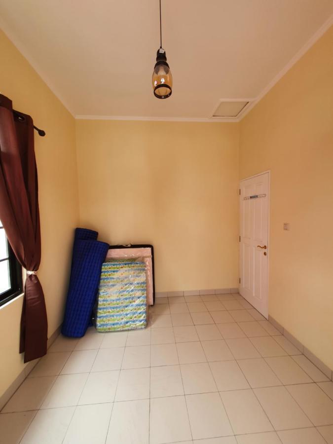 Villa Panda H Kota Bunga Puncak Cinengangirang Екстериор снимка