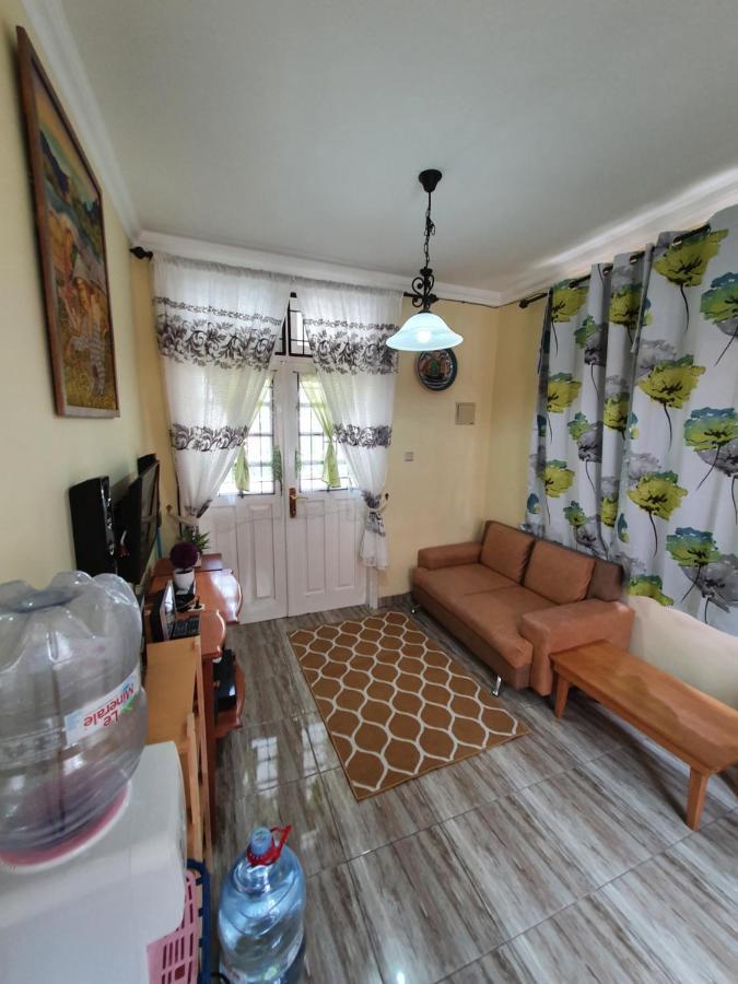 Villa Panda H Kota Bunga Puncak Cinengangirang Екстериор снимка